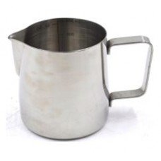 20oz. Pot a lait avec lignes de mesure Milk Jug with Measuring Lines